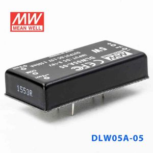 DLW05A-05  5W  9~18V  输入  ±5V  稳压双路输出明纬DC-DC转换模块电源