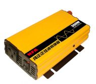 7551N-NFA   300W车载逆变器 12V转220V纯正弦波输出 纽福克斯