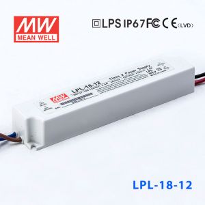 LPL-18-12    18W    110V输入   12V    1.5A明纬牌恒压输出IP67防水塑壳LED电源