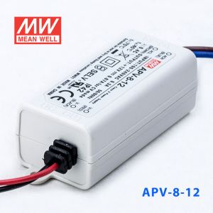 APV-8-12   8W    12V   0.67A 明纬牌恒压输出防水塑壳LED照明电源 