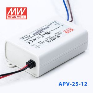 APV-25-12    25W    12V   2.1A明纬牌恒压输出防水塑壳LED照明电源