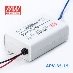 APV-35-15    35W    15V   2.4A 明纬牌恒压输出防水塑壳LED照明电源  