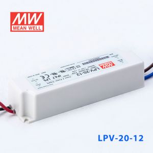 LPV-20-12    20W   12V   1.67A明纬牌恒压输出IP67防水塑壳LED照明电源
