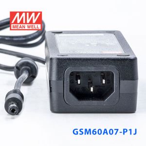GSM60A07-P1J 60W 7.5V6A明纬高能效医疗型IEC320-C14插口电源适配器