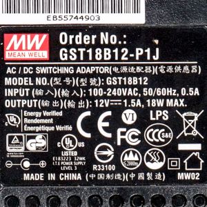 GST18B12-P1J  18W 12V1.5A高效能低空载损耗绿色节能桌上型适配器