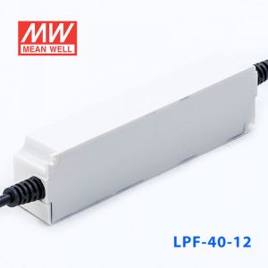 LPF-40-12  40W  12V  3.34A  恒压+恒流有PFC高效率塑壳IP67防水LED电源