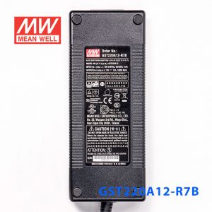 GST220A12-R7B 180W 12V15A高效能低空载损耗绿色节能桌上型适配器