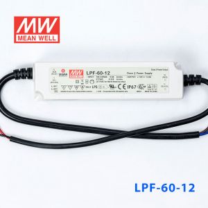 LPF-60-12  60W  12V 5A  恒压+恒流有PFC高效率塑壳IP67防水LED电源