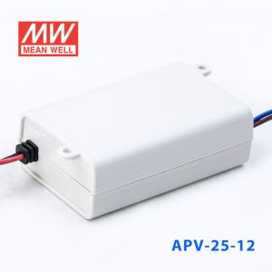 APV-25-12    25W    12V   2.1A明纬牌恒压输出防水塑壳LED照明电源