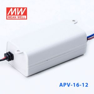 APV-16-12   16W   12V   1.2A明纬牌恒压输出防水塑壳LED照明电源