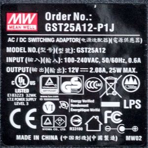 GST25A12-P1J 25W 12V2.08A高效能低空载损耗绿色节能桌上型适配器
