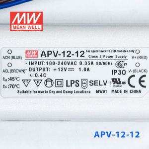 APV-12-12    12W  12V 1A明纬牌恒压输出防水塑壳LED照明电源