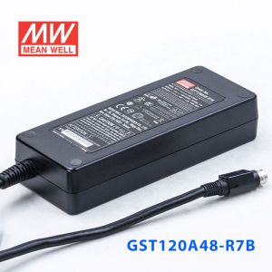 GST120A48-R7B 120W 48V2.5A高效能低空载损耗绿色节能桌上型适配器