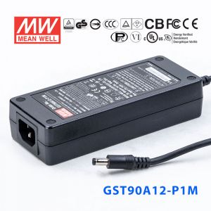 GST90A12-P1M 81W 12V6.67A高效能低空载损耗绿色节能桌上型适配器
