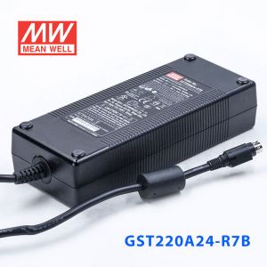 GST220A24-R7B 220W 24V9.2A高效能低空载损耗绿色节能桌上型适配器